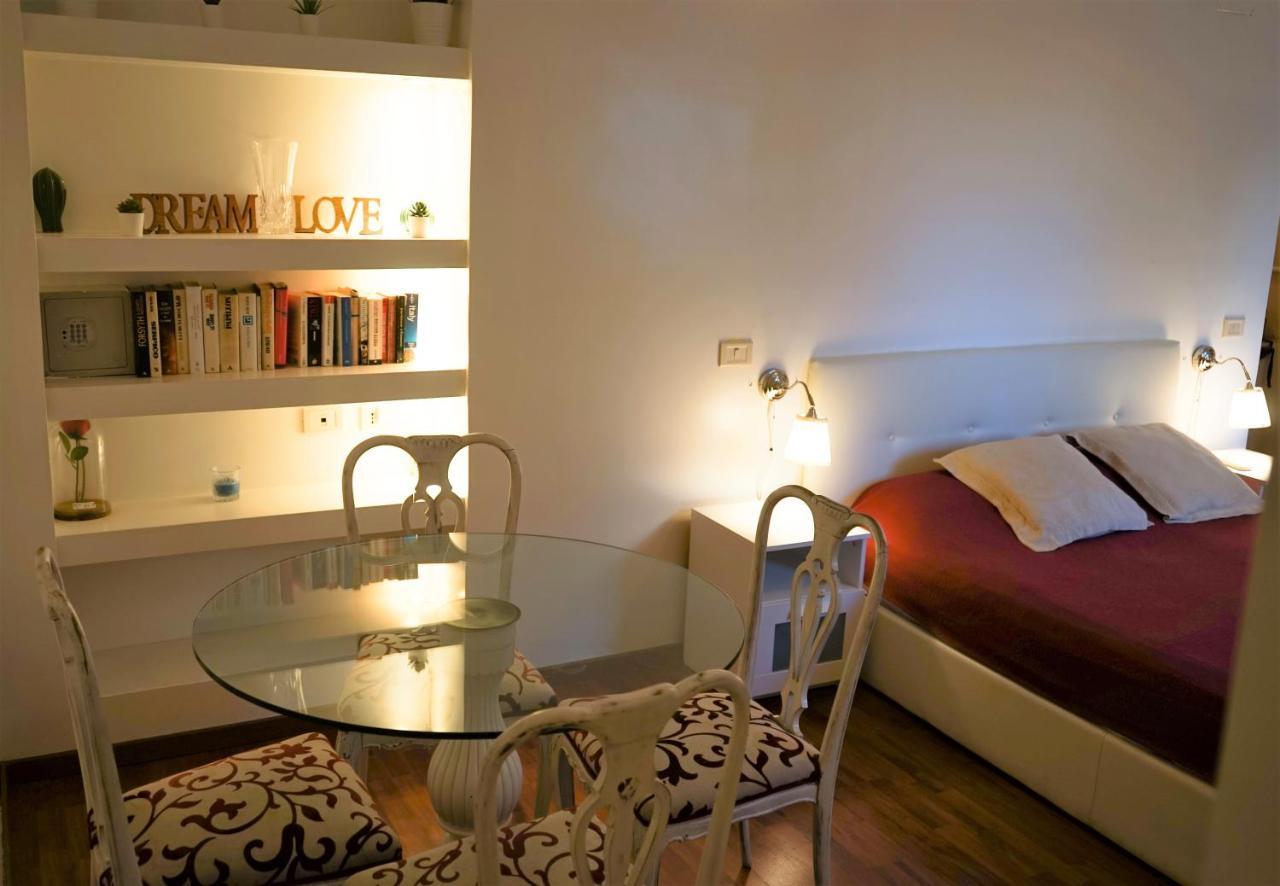 Appartement Terrazzo Frattina à Rome Extérieur photo